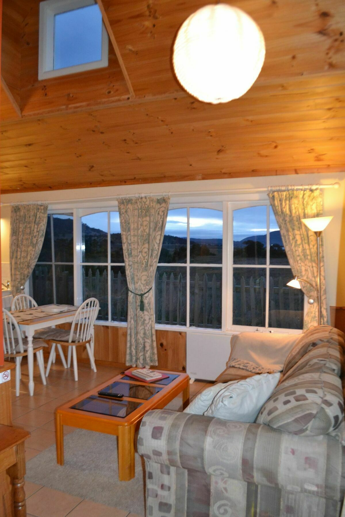 Mulberry Cottage Unique B&B Accommodation Richmond Eksteriør bilde